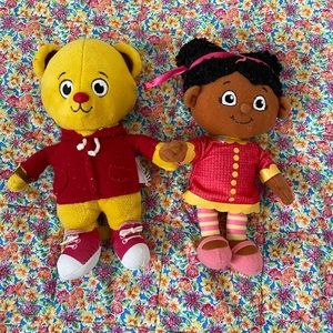 Daniel Tigers Neighborhood small plush toys